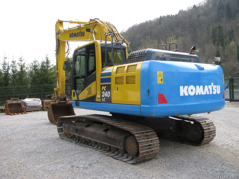 KOMATSU PC240NLC-10 TOP condition - Rupsgraafmachine: afbeelding 4 KOMATSU PC240NLC-10 TOP condition - Rupsgraafmachine: afbeelding 4