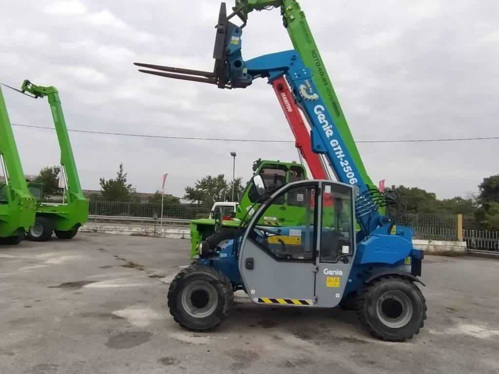 Genie 2506 - Verreiker: afbeelding 2 Genie 2506 - Verreiker: afbeelding 2