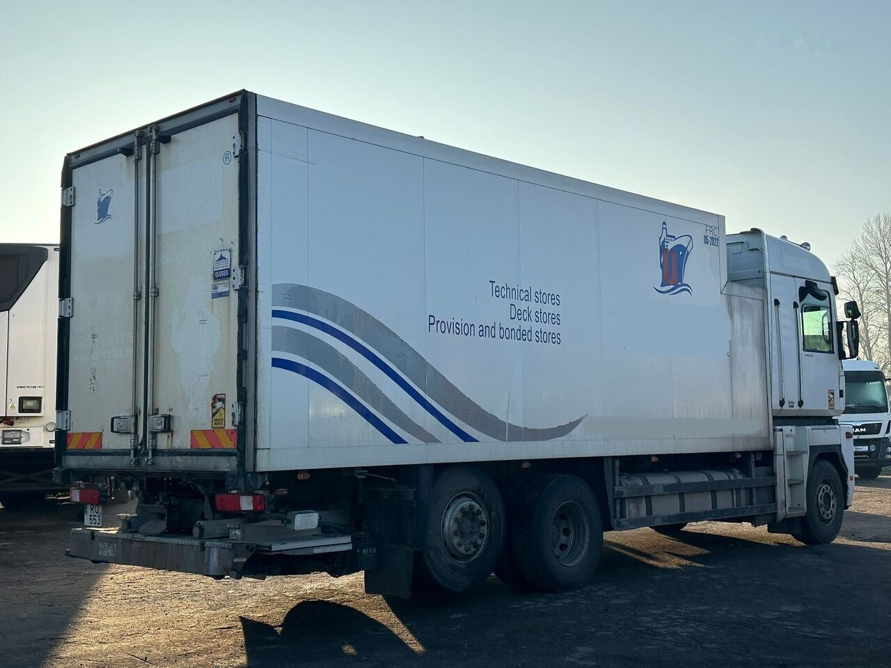 Renault Magnum 500 - Koelwagen vrachtwagen: afbeelding 4 Renault Magnum 500 - Koelwagen vrachtwagen: afbeelding 4