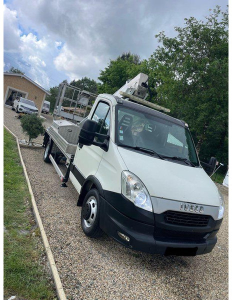Iveco Lifting basket 16 m - Bedrijfswagen: afbeelding 2 Iveco Lifting basket 16 m - Bedrijfswagen: afbeelding 2