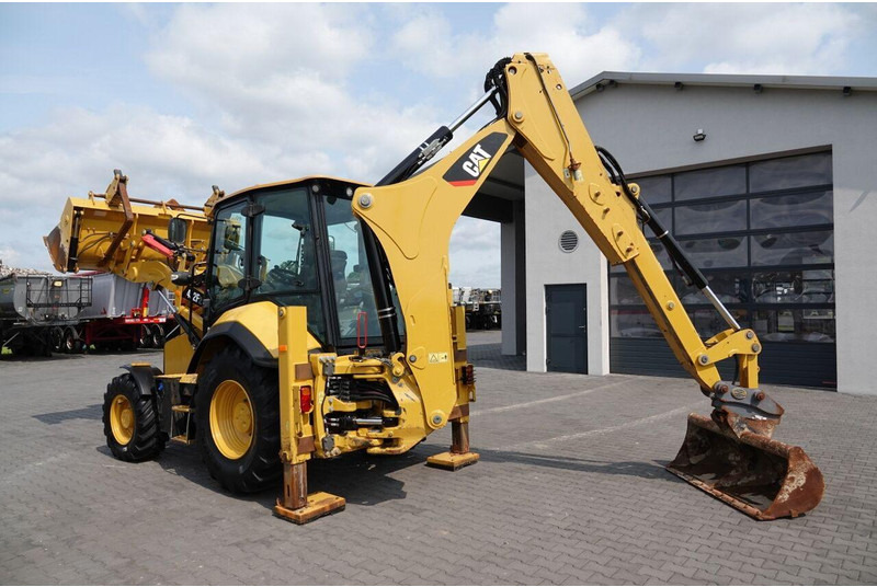 Caterpillar 432 F2 / KOPARKO-ŁADOWARKA / 2019 ROK / KOMPLET ŁYŻEK - Graaflaadmachine: afbeelding 5 Caterpillar 432 F2 / KOPARKO-ŁADOWARKA / 2019 ROK / KOMPLET ŁYŻEK - Graaflaadmachine: afbeelding 5