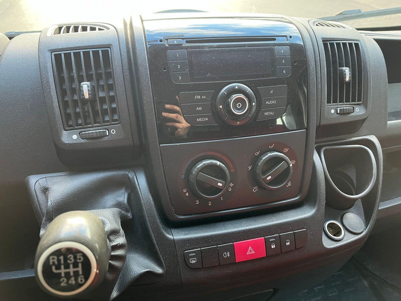 Leasing Fiat Ducato 2.3 Doka platós Fiat Ducato 2.3 Doka platós: afbeelding 12
