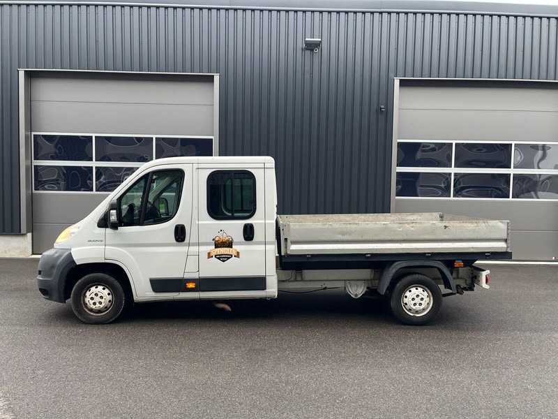 Fiat Ducato 2.3 Doka platós - Bestelwagen met open laadbak, Bestelwagen met dubbele cabine: afbeelding 2 Fiat Ducato 2.3 Doka platós - Bestelwagen met open laadbak, Bestelwagen met dubbele cabine: afbeelding 2