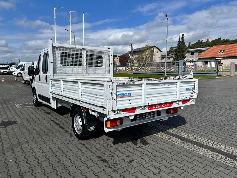 Fiat Ducato Brygadówka Doka 7-miejsc + Skrzynia - Bestelwagen met open laadbak, Bestelwagen met dubbele cabine: afbeelding 3 Fiat Ducato Brygadówka Doka 7-miejsc + Skrzynia - Bestelwagen met open laadbak, Bestelwagen met dubbele cabine: afbeelding 3