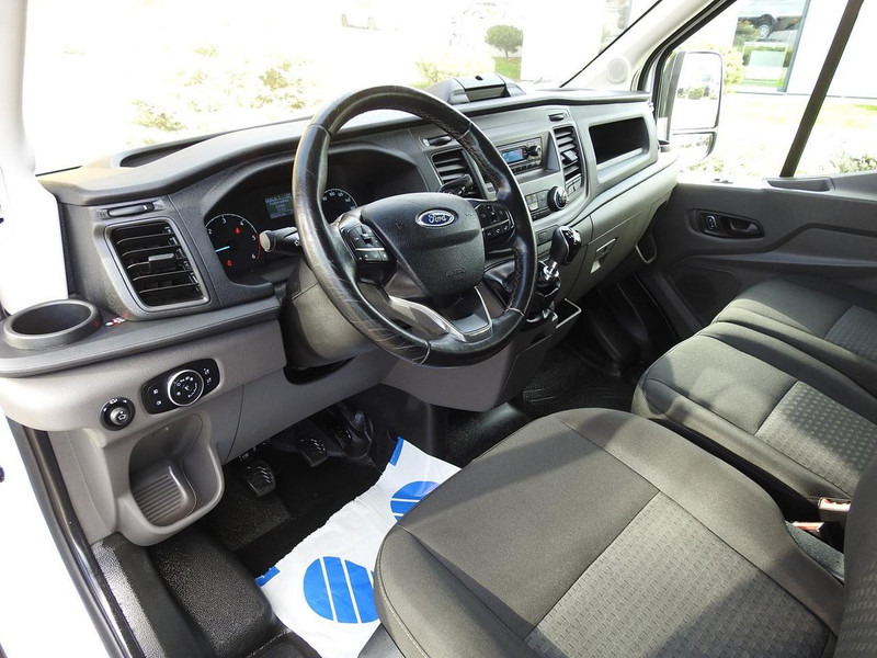 Ford TRANSIT FURGON BRYGADÓWKA 6 MIEJSCA TEMPOMAT KLIMATYZACJA LEDY - Minibus, Personenvervoer: afbeelding 2 Ford TRANSIT FURGON BRYGADÓWKA 6 MIEJSCA TEMPOMAT KLIMATYZACJA LEDY - Minibus, Personenvervoer: afbeelding 2