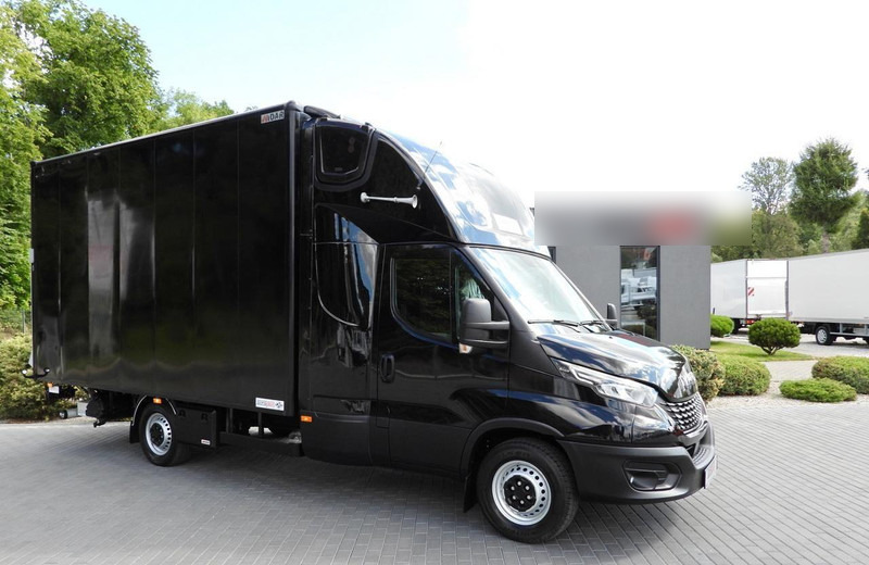 Iveco DAILY 35S18 KONTENER WINDA 8 PALET WEBASTO TEMPOMAT NAWIGACJA LE - Bestelwagen gesloten laadbak: afbeelding 1 Iveco DAILY 35S18 KONTENER WINDA 8 PALET WEBASTO TEMPOMAT NAWIGACJA LE - Bestelwagen gesloten laadbak: afbeelding 1