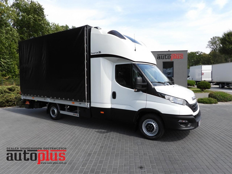 Iveco DAILY 35S18 PLANDEKA WINDA 8 PALET TEMPOMAT KLIMATYZACJA 180KM - Huifzeil bedrijfswagen: afbeelding 1 Iveco DAILY 35S18 PLANDEKA WINDA 8 PALET TEMPOMAT KLIMATYZACJA 180KM - Huifzeil bedrijfswagen: afbeelding 1