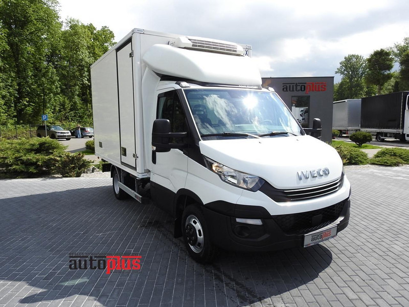 Iveco DAILY 50C15 CHŁODNIA KONTENER -5*C ZASILANIE 230V KLIMATYZACJA B - Koelwagen vrachtwagen: afbeelding 1 Iveco DAILY 50C15 CHŁODNIA KONTENER -5*C ZASILANIE 230V KLIMATYZACJA B - Koelwagen vrachtwagen: afbeelding 1