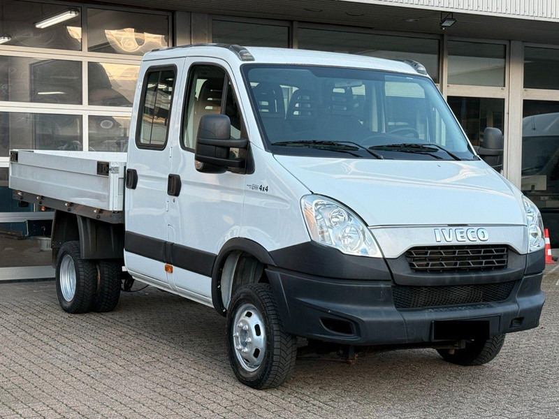 Iveco Daily 35C15 flatbed - Bestelwagen met open laadbak, Bestelwagen met dubbele cabine: afbeelding 3 Iveco Daily 35C15 flatbed - Bestelwagen met open laadbak, Bestelwagen met dubbele cabine: afbeelding 3