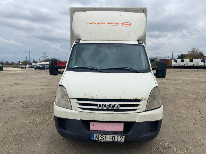 Iveco Daily 40 C 15 - Koffer + DHollandia LBW - Bestelwagen gesloten laadbak: afbeelding 3 Iveco Daily 40 C 15 - Koffer + DHollandia LBW - Bestelwagen gesloten laadbak: afbeelding 3