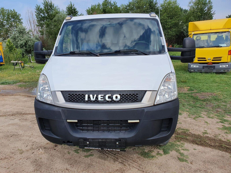 Iveco Daily 50C17 DOKA BE Mini Trekker - SZM - 3.5t - BE trekker, Bestelwagen met dubbele cabine: afbeelding 3 Iveco Daily 50C17 DOKA BE Mini Trekker - SZM - 3.5t - BE trekker, Bestelwagen met dubbele cabine: afbeelding 3