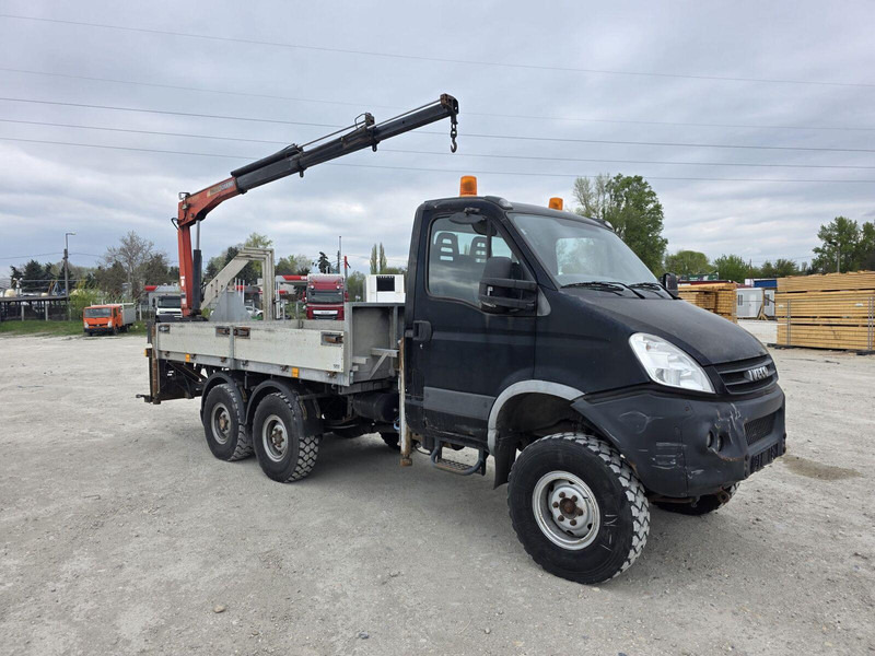 Iveco Daily 55 S 18 4x4 + Veldhuizen Palfinger PK3300 Clixtar - Bestelwagen met open laadbak: afbeelding 4 Iveco Daily 55 S 18 4x4 + Veldhuizen Palfinger PK3300 Clixtar - Bestelwagen met open laadbak: afbeelding 4