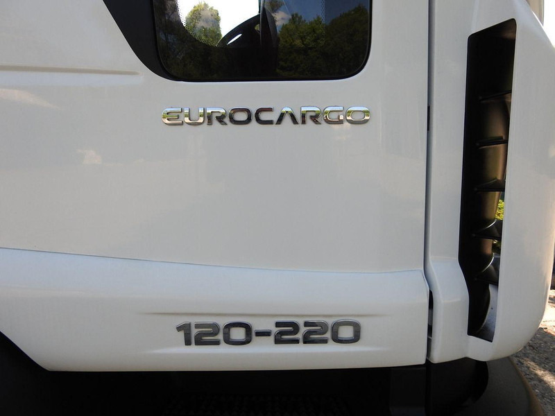 Bakwagen Iveco EUROCARGO 120 - 220 PLANDEKA WINDA 20 PALET AUTOMAT KLIMATYZACJA: afbeelding 17 Bakwagen Iveco EUROCARGO 120 - 220 PLANDEKA WINDA 20 PALET AUTOMAT KLIMATYZACJA: afbeelding 17