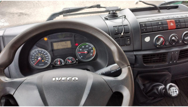 Iveco Eurocargo 120E25 - Vrachtwagen met open laadbak, Kraanwagen: afbeelding 4 Iveco Eurocargo 120E25 - Vrachtwagen met open laadbak, Kraanwagen: afbeelding 4