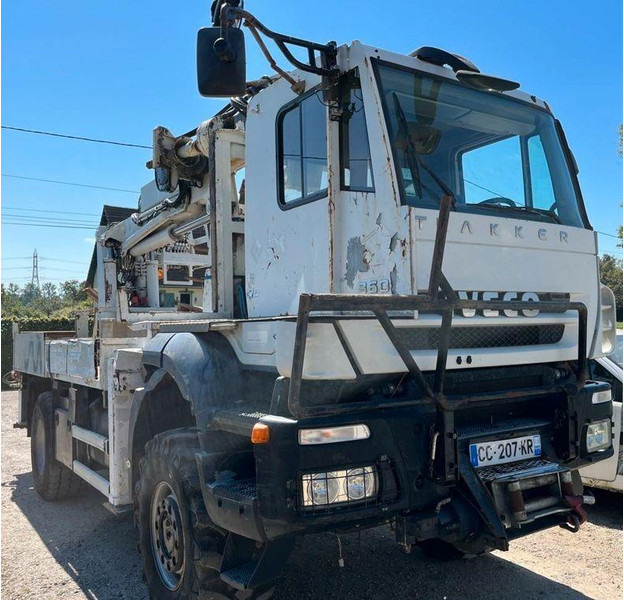 Iveco Trakker 360 - Drilling crane truck 4x4 - Boormachine: afbeelding 2 Iveco Trakker 360 - Drilling crane truck 4x4 - Boormachine: afbeelding 2