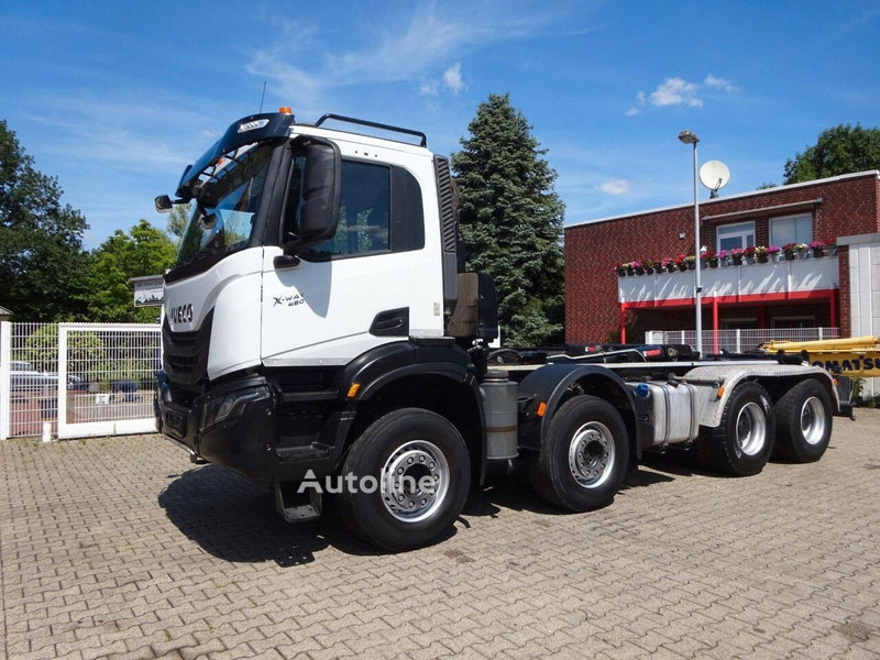 Iveco X-WAY 480 - Hook lift truck 8x4 - Haakarmsysteem vrachtwagen: afbeelding 2 Iveco X-WAY 480 - Hook lift truck 8x4 - Haakarmsysteem vrachtwagen: afbeelding 2
