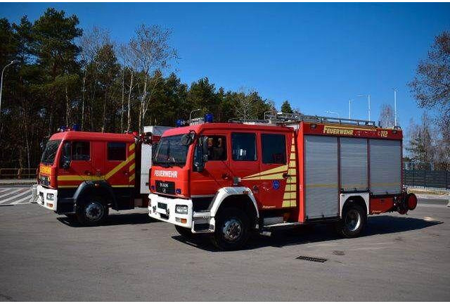 MAN 4x4 Firetruck Feuerwehr DOKA Expedition Camper - Brandweerwagen: afbeelding 1 MAN 4x4 Firetruck Feuerwehr DOKA Expedition Camper - Brandweerwagen: afbeelding 1