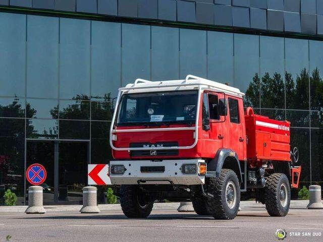 MAN LE220B 4x4 E Fire Truck Feuerwehr - Brandweerwagen: afbeelding 2 MAN LE220B 4x4 E Fire Truck Feuerwehr - Brandweerwagen: afbeelding 2