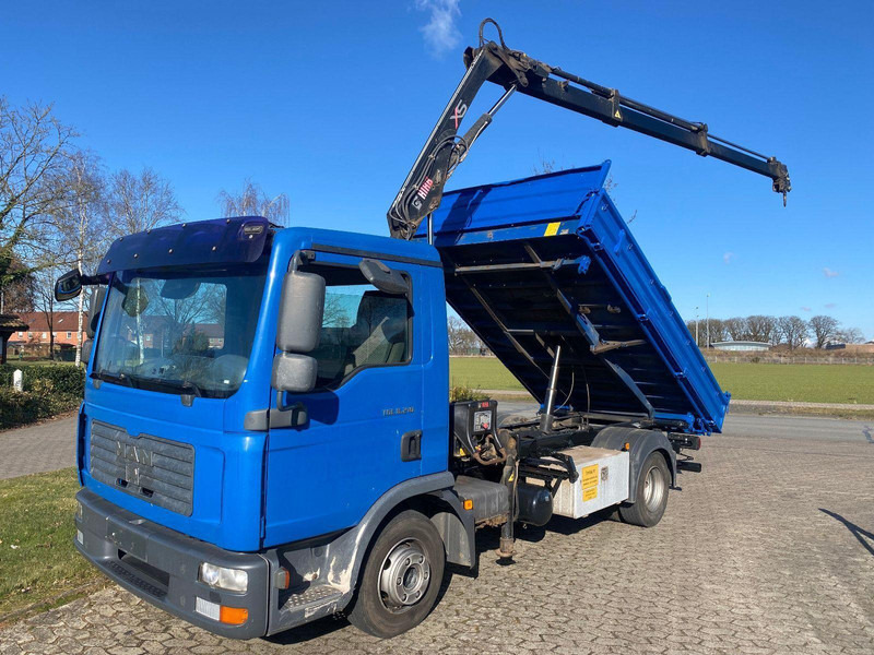 MAN TGL 8.210 M Tipper + Crane Hiab - Kipper vrachtwagen, Kraanwagen: afbeelding 1 MAN TGL 8.210 M Tipper + Crane Hiab - Kipper vrachtwagen, Kraanwagen: afbeelding 1