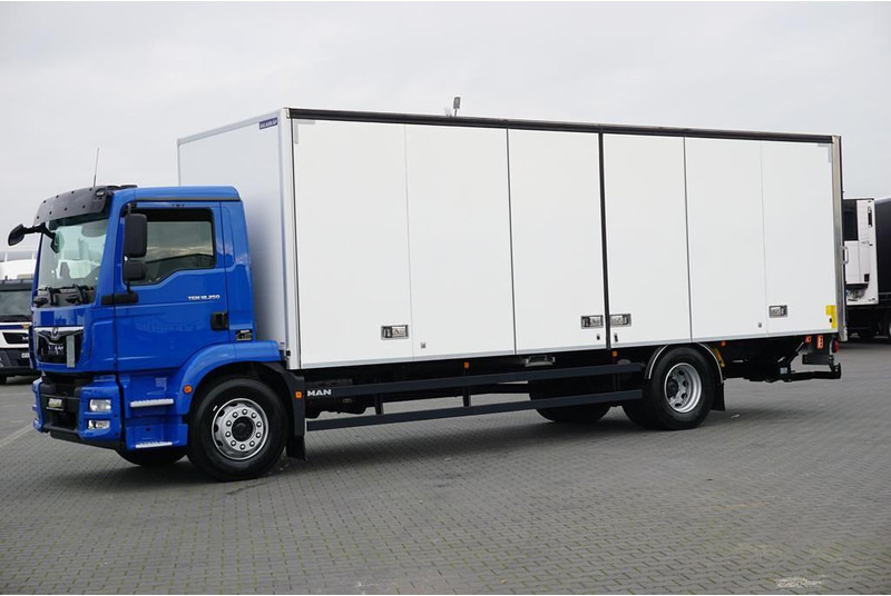 MAN TGM / 18.250 / EURO 6 / IZOTERMA + WINDA / 19 PALET / OTWIERANY - Koelwagen vrachtwagen: afbeelding 3 MAN TGM / 18.250 / EURO 6 / IZOTERMA + WINDA / 19 PALET / OTWIERANY - Koelwagen vrachtwagen: afbeelding 3