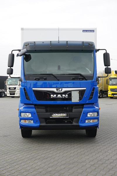 Koelwagen vrachtwagen MAN TGM / 18.250 / EURO 6 / IZOTERMA + WINDA / 19 PALET / OTWIERANY: afbeelding 14 Koelwagen vrachtwagen MAN TGM / 18.250 / EURO 6 / IZOTERMA + WINDA / 19 PALET / OTWIERANY: afbeelding 14