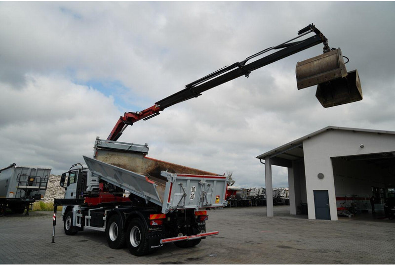 MAN TGS 33.360 / WYWROTKA + HDS - Kipper vrachtwagen, Kraanwagen: afbeelding 4 MAN TGS 33.360 / WYWROTKA + HDS - Kipper vrachtwagen, Kraanwagen: afbeelding 4