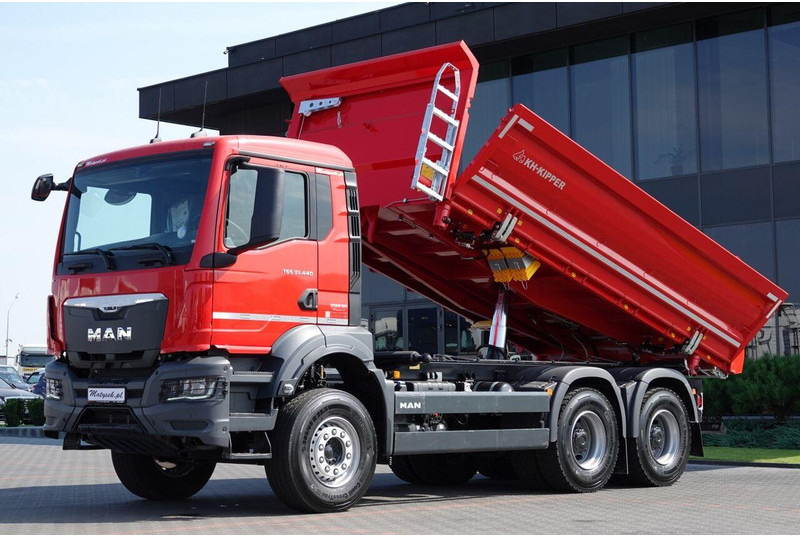 MAN TGS 33.440 / 6X4 / WYWROTKA 3 STRONNA / HYDROBURTA / BORDMATIC / - Kipper vrachtwagen: afbeelding 1 MAN TGS 33.440 / 6X4 / WYWROTKA 3 STRONNA / HYDROBURTA / BORDMATIC / - Kipper vrachtwagen: afbeelding 1