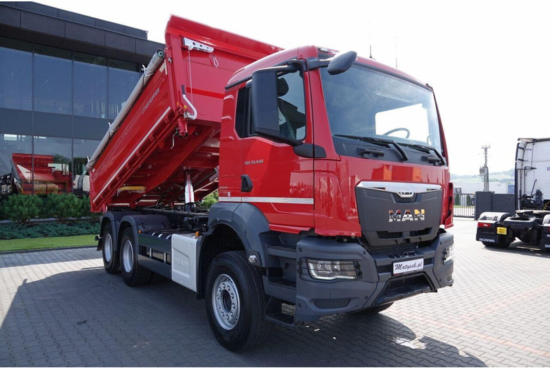 MAN TGS 33.440 / 6X4 / WYWROTKA 3 STRONNA / HYDROBURTA / BORDMATIC / - Kipper vrachtwagen: afbeelding 4 MAN TGS 33.440 / 6X4 / WYWROTKA 3 STRONNA / HYDROBURTA / BORDMATIC / - Kipper vrachtwagen: afbeelding 4