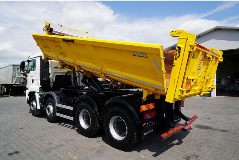 MAN TGS 41.460 / 8x8 / WYWROTKA / 2 STRONNA / BORDMATIC / HYDROBURTA - Kipper vrachtwagen: afbeelding 4 MAN TGS 41.460 / 8x8 / WYWROTKA / 2 STRONNA / BORDMATIC / HYDROBURTA - Kipper vrachtwagen: afbeelding 4