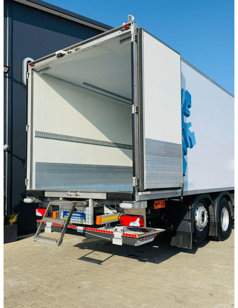 Koelwagen vrachtwagen MAN TGX 26.510 // E6 // Chłodnia 22Epal // 6x2 // winda // świeżo z: afbeelding 20