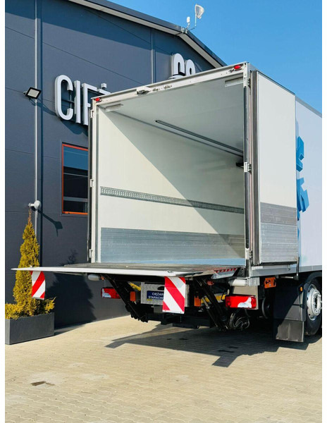 Koelwagen vrachtwagen MAN TGX 26.510 // E6 // Chłodnia 22Epal // 6x2 // winda // świeżo z: afbeelding 18