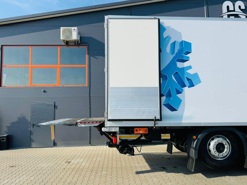 Koelwagen vrachtwagen MAN TGX 26.510 // E6 // Chłodnia 22Epal // 6x2 // winda // świeżo z: afbeelding 19