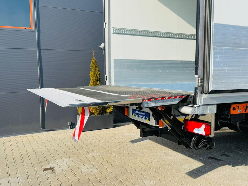 Koelwagen vrachtwagen MAN TGX 26.510 // E6 // Chłodnia 22Epal // 6x2 // winda // świeżo z: afbeelding 17
