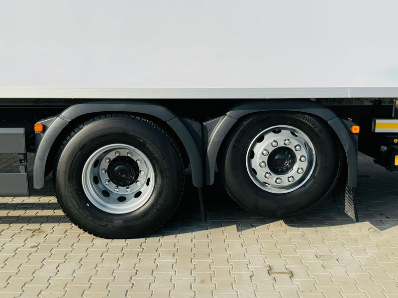 Koelwagen vrachtwagen MAN TGX 26.510 // E6 // Chłodnia 22Epal // 6x2 // winda // świeżo z: afbeelding 13