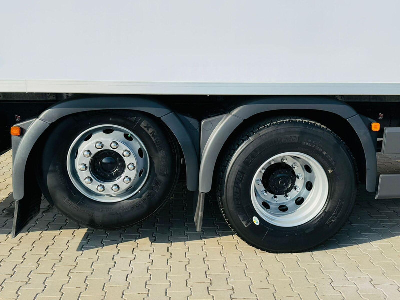 Koelwagen vrachtwagen MAN TGX 26.510 // E6 // Chłodnia 22Epal // 6x2 // winda // świeżo z: afbeelding 12