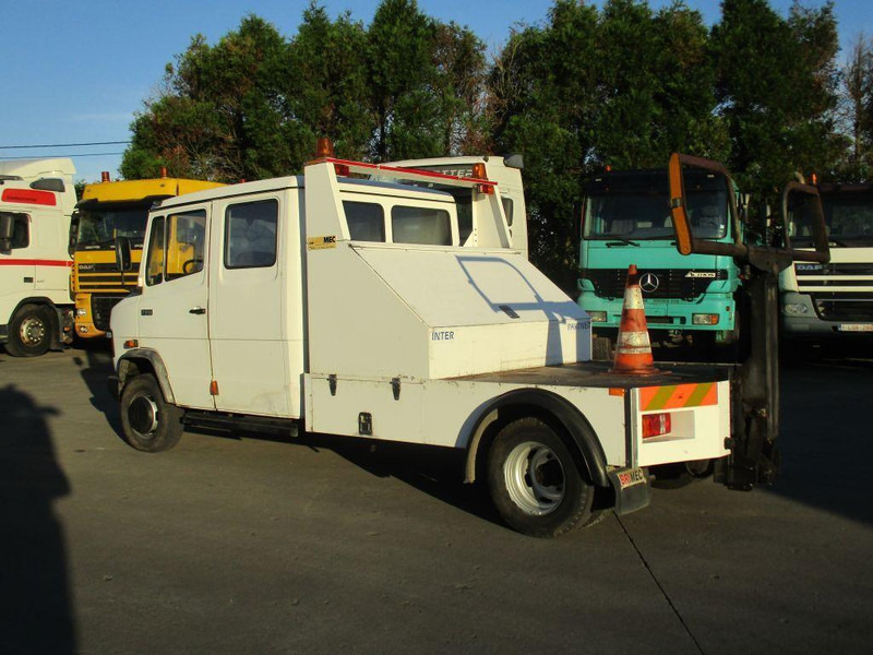Mercedes-Benz 711D - Doka towing truck - Bergingsvoertuig: afbeelding 2 Mercedes-Benz 711D - Doka towing truck - Bergingsvoertuig: afbeelding 2