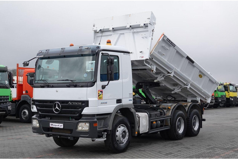 Mercedes-Benz ACTROS 3336 / 6x4 / WYWROTKA / BORDMATIC / HYDROBURTA / MEILLER - Kipper vrachtwagen: afbeelding 1 Mercedes-Benz ACTROS 3336 / 6x4 / WYWROTKA / BORDMATIC / HYDROBURTA / MEILLER - Kipper vrachtwagen: afbeelding 1