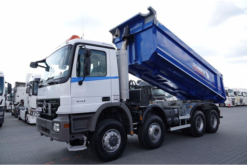 Mercedes-Benz ACTROS 4141 - Kipper vrachtwagen: afbeelding 2 Mercedes-Benz ACTROS 4141 - Kipper vrachtwagen: afbeelding 2