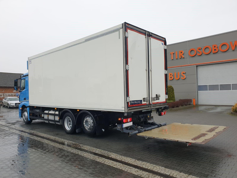 Mercedes-Benz ANTOS 2540 REFRIGERATOR + LIFT + SIDE DOOR - Koelwagen vrachtwagen: afbeelding 3 Mercedes-Benz ANTOS 2540 REFRIGERATOR + LIFT + SIDE DOOR - Koelwagen vrachtwagen: afbeelding 3