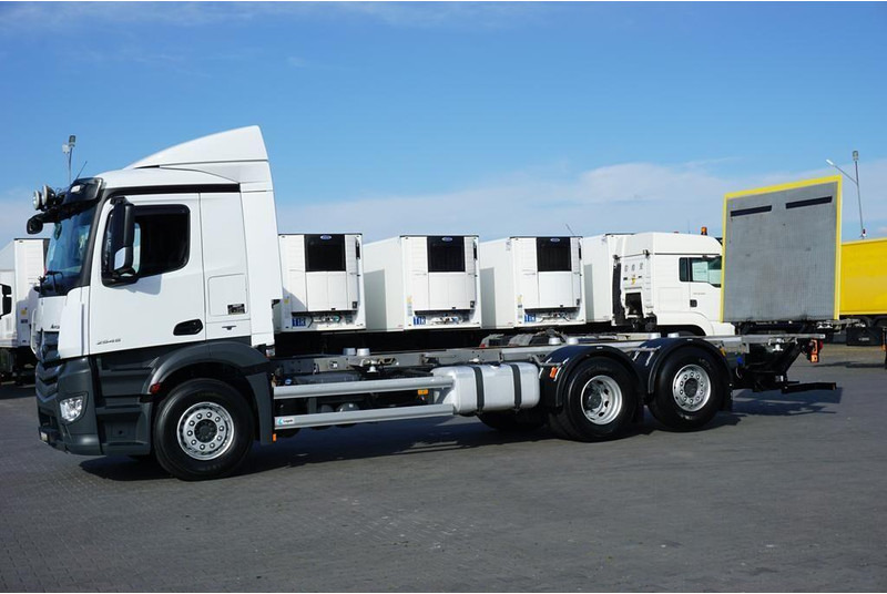 Mercedes-Benz ANTOS / 2545 / ACC / E 6 / BDF + WINDA / 7.15 , 7.45, 7.82 M / O - Chassis vrachtwagen: afbeelding 3 Mercedes-Benz ANTOS / 2545 / ACC / E 6 / BDF + WINDA / 7.15 , 7.45, 7.82 M / O - Chassis vrachtwagen: afbeelding 3
