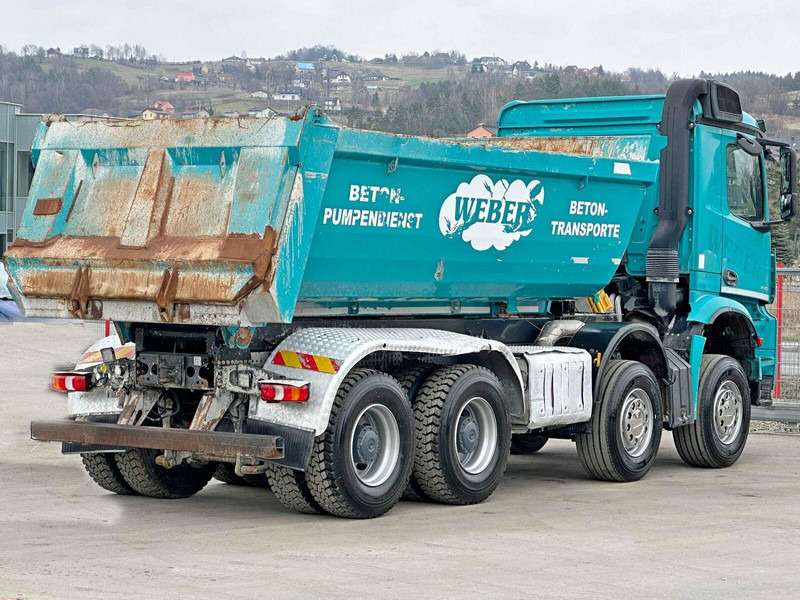 Mercedes-Benz AROCS 4142* KIPPER / 8x4 * TOPZUSTAND - Kipper vrachtwagen: afbeelding 4 Mercedes-Benz AROCS 4142* KIPPER / 8x4 * TOPZUSTAND - Kipper vrachtwagen: afbeelding 4