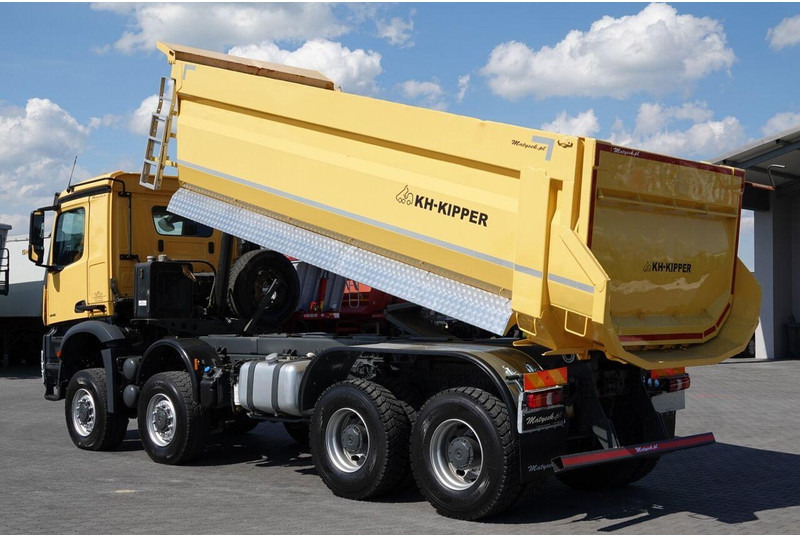 Mercedes-Benz AROCS 4145 / 8x8 / WYWROTKA TYLNOZSYPOWA / KH KIPPER / EURO 6 - Kipper vrachtwagen: afbeelding 4 Mercedes-Benz AROCS 4145 / 8x8 / WYWROTKA TYLNOZSYPOWA / KH KIPPER / EURO 6 - Kipper vrachtwagen: afbeelding 4