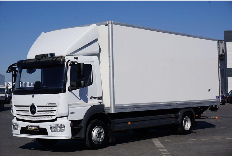 Mercedes-Benz ATEGO / 1221 / ACC / EURO 6 / KONTENER + WINDA / 17 PALET - Bakwagen: afbeelding 2 Mercedes-Benz ATEGO / 1221 / ACC / EURO 6 / KONTENER + WINDA / 17 PALET - Bakwagen: afbeelding 2