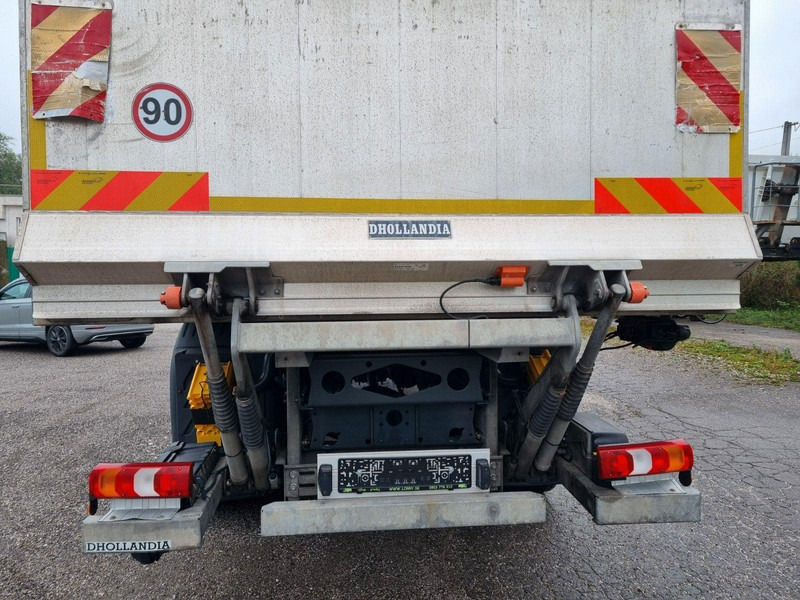 Mercedes-Benz ATEGO 1323 4x4 Refrigerated CARRIER XARIOS 600MT + Tail Lift - Koelwagen vrachtwagen: afbeelding 4 Mercedes-Benz ATEGO 1323 4x4 Refrigerated CARRIER XARIOS 600MT + Tail Lift - Koelwagen vrachtwagen: afbeelding 4