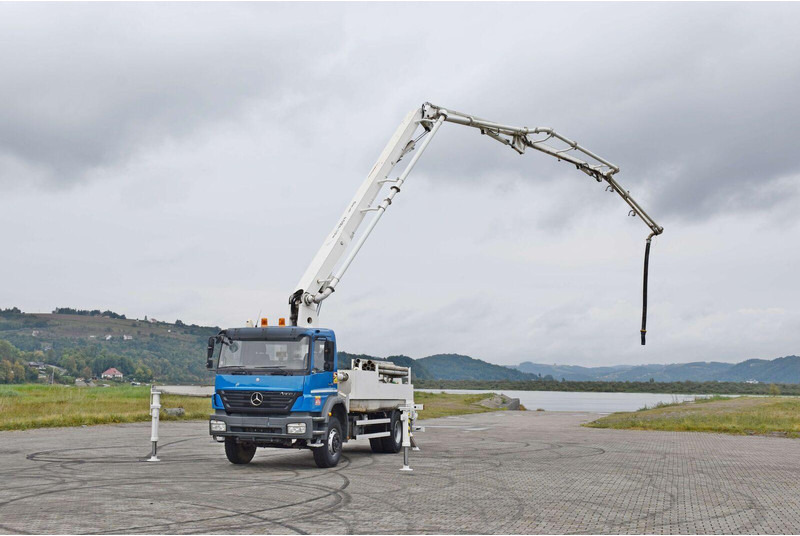 Mercedes-Benz AXOR 1833 - Betonpomp: afbeelding 1 Mercedes-Benz AXOR 1833 - Betonpomp: afbeelding 1