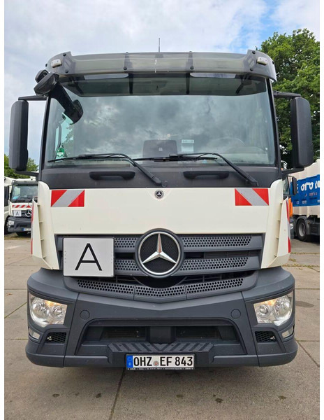 Mercedes-Benz Actros 2533 - Garbage truck - Vuilniswagen: afbeelding 4 Mercedes-Benz Actros 2533 - Garbage truck - Vuilniswagen: afbeelding 4