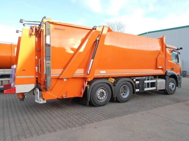 Mercedes-Benz Actros 2536 - Garbage truck - Vuilniswagen: afbeelding 3 Mercedes-Benz Actros 2536 - Garbage truck - Vuilniswagen: afbeelding 3