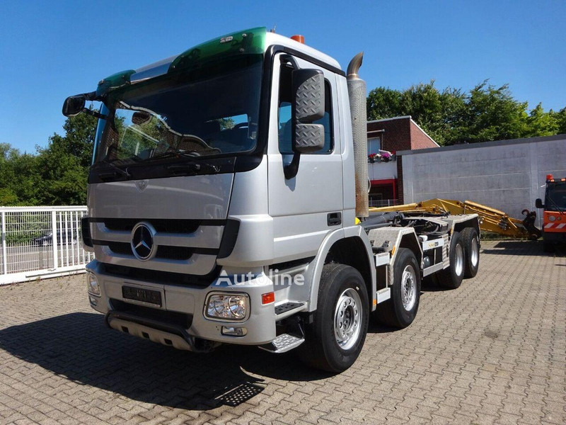 Mercedes-Benz Actros 3244 - Hook lift truck 8x4 - Haakarmsysteem vrachtwagen, Kraanwagen: afbeelding 1 Mercedes-Benz Actros 3244 - Hook lift truck 8x4 - Haakarmsysteem vrachtwagen, Kraanwagen: afbeelding 1