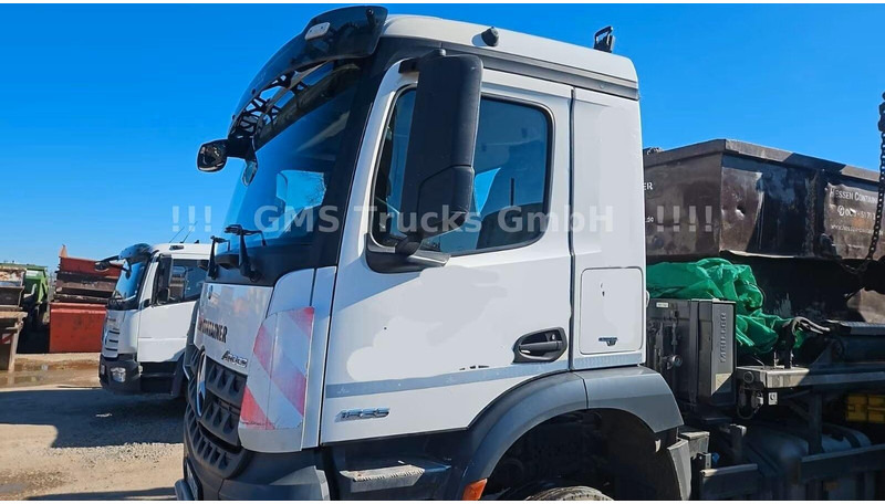 Mercedes-Benz Arocs 1835 - Meiller Absetzkipper - Portaalarmsysteem vrachtwagen: afbeelding 3 Mercedes-Benz Arocs 1835 - Meiller Absetzkipper - Portaalarmsysteem vrachtwagen: afbeelding 3
