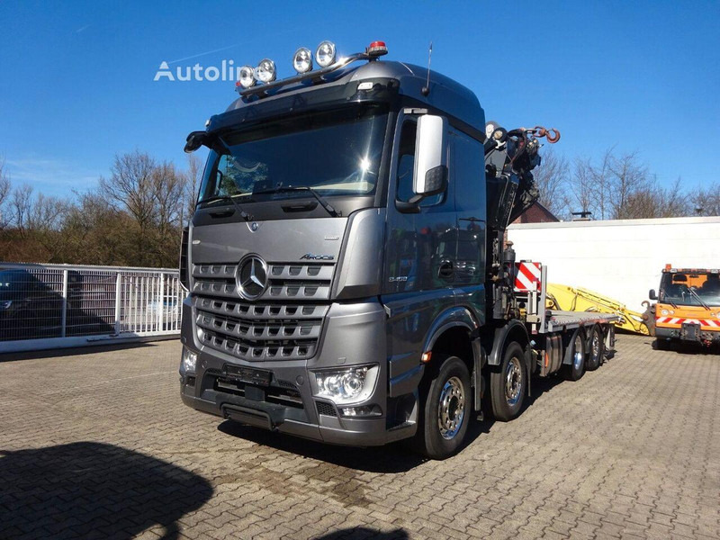 Mercedes-Benz Arocs 3453 8x2 Open Flatbed + Crane Fassi F820 - Vrachtwagen met open laadbak, Kraanwagen: afbeelding 2 Mercedes-Benz Arocs 3453 8x2 Open Flatbed + Crane Fassi F820 - Vrachtwagen met open laadbak, Kraanwagen: afbeelding 2